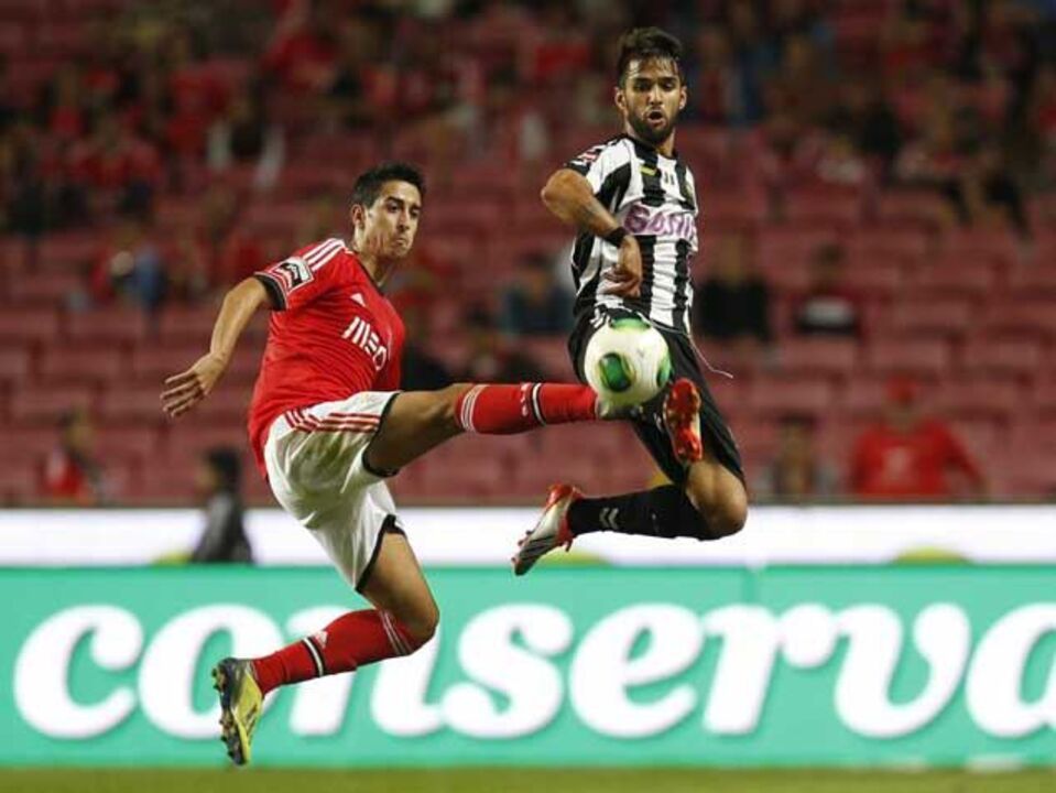 André ameaça lugar de Maxi