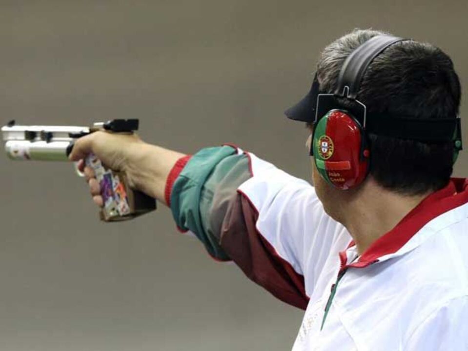 Tiro: João Costa 4.º em Pistola Livre a 50 metros em Munique
