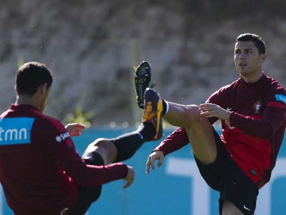 Ronaldo e Pepe prontos para a Suécia