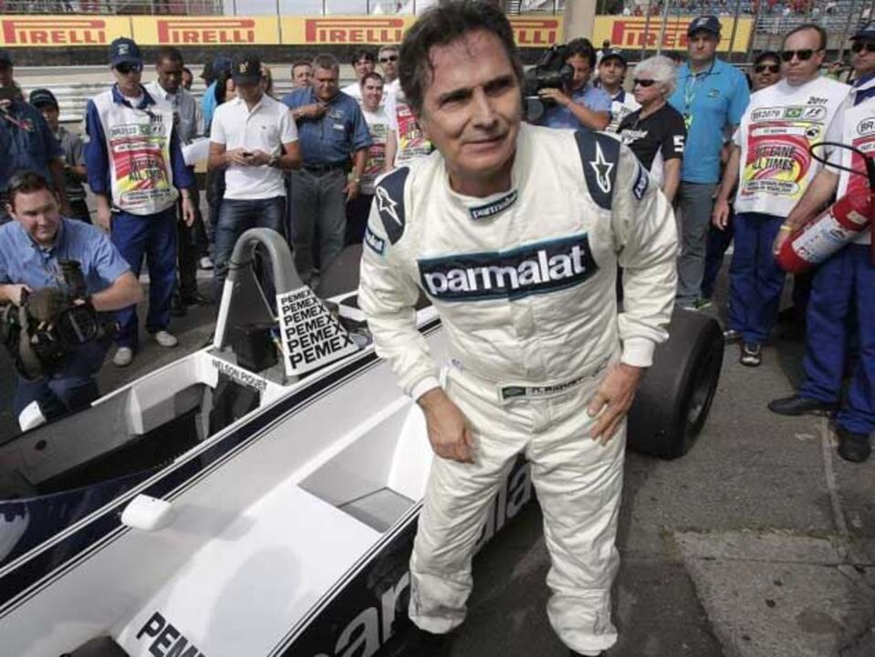 Nelson Piquet internado mas fora de perigo