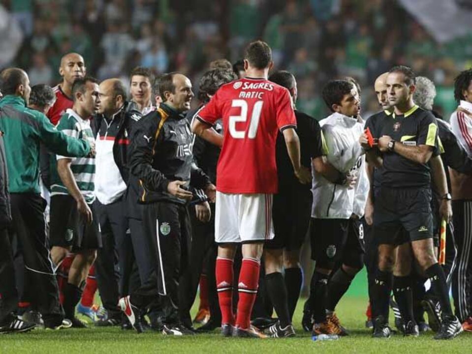 Observador tem acesso às repetições dos lances