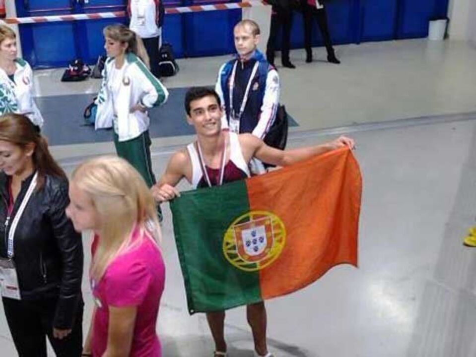 Ginástica: Medalha de ouro para Diogo Costa