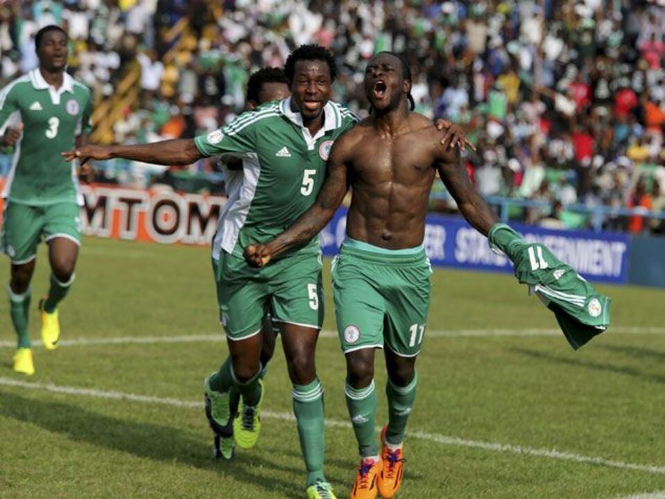 Elderson ajuda Nigéria a qualificar-se para o Brasil