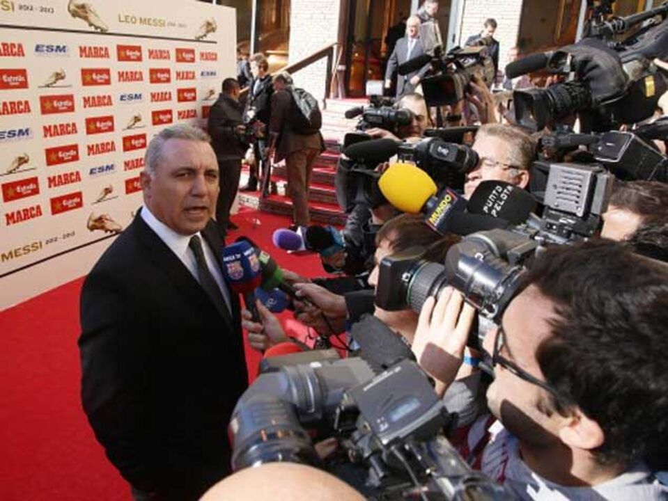 Stoichkov: «Bola de Ouro? Tudo isto me deixa enojado»
