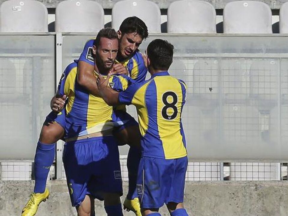 Atlético-U. Madeira, 2-1: Rui Varela carimba regresso aos triunfos