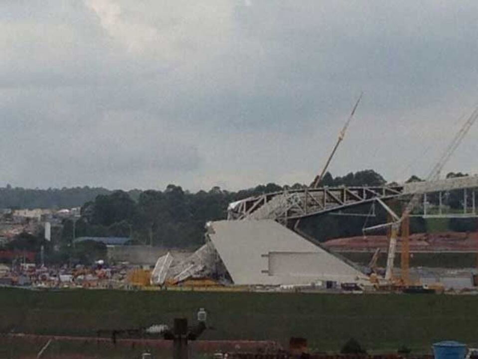 Acidente nas obras do Arena Corinthians mata duas pessoas