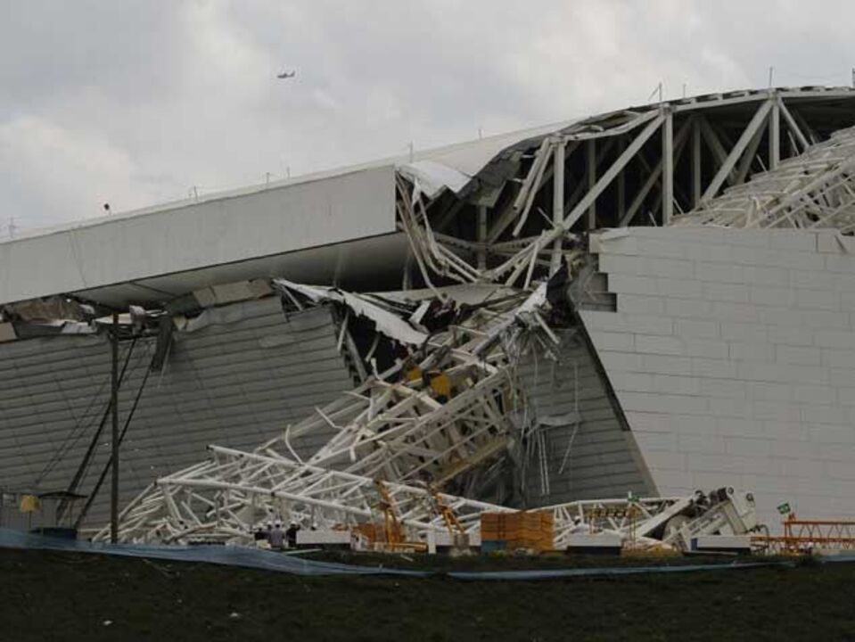 Construtora lamenta mortes de operários