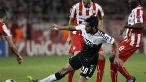 Duelo na lateral esquerda