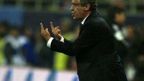 Grécia de Fernando Santos apurada