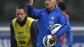Deschamps: «Ribéry é o único que cumpre todos os critérios da Bola de Ouro»