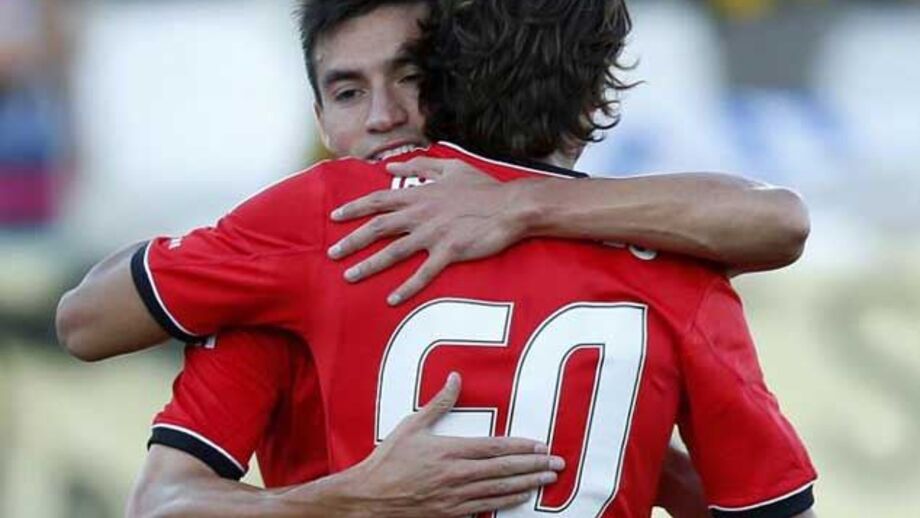 Markovic e Gaitán para desequilibrar