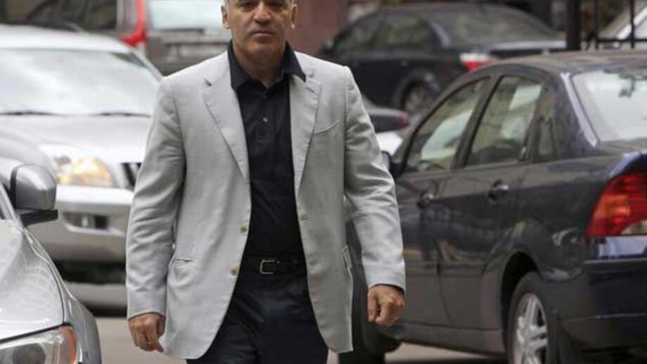 Xadrez: Kasparov quer obter nacionalidade letã