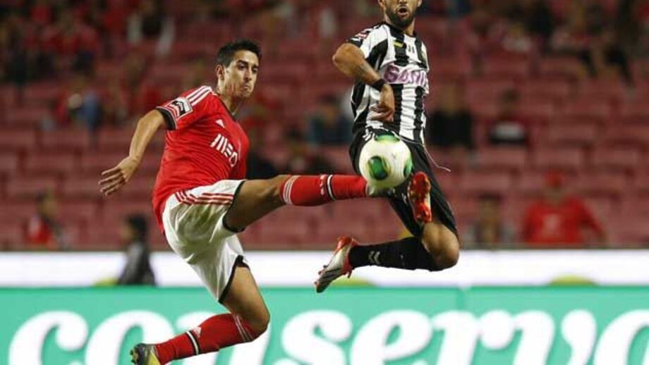 André ameaça lugar de Maxi