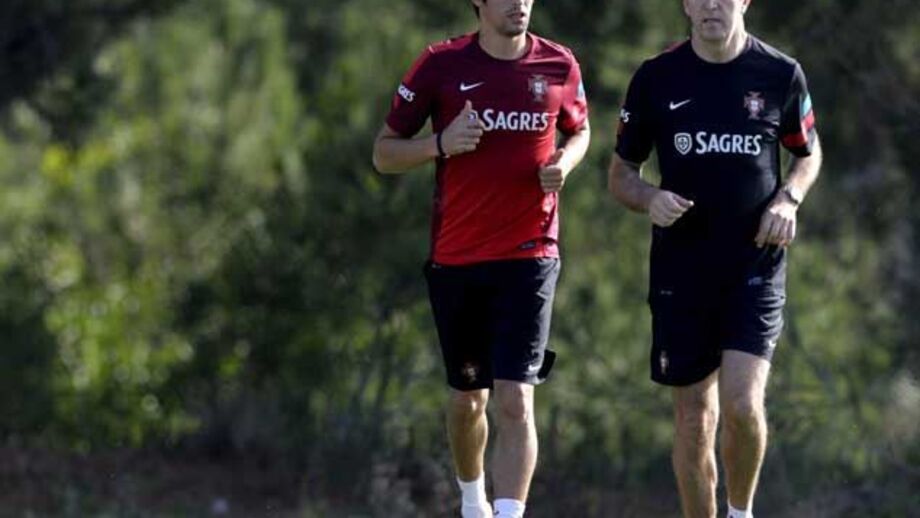 Coentrão já subiu ao relvado