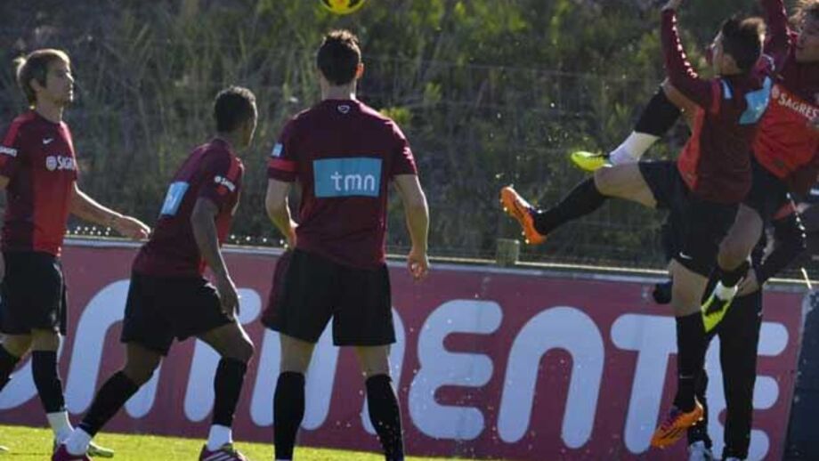 Ausência do Mundial'2014 penalizará economia nacional