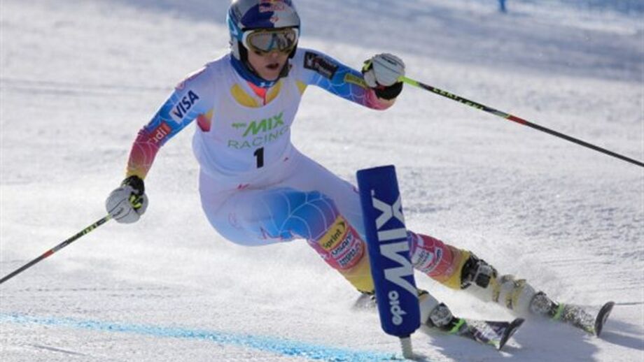 Esqui Alpino: Lindsey Vonn atrasa regresso à competição