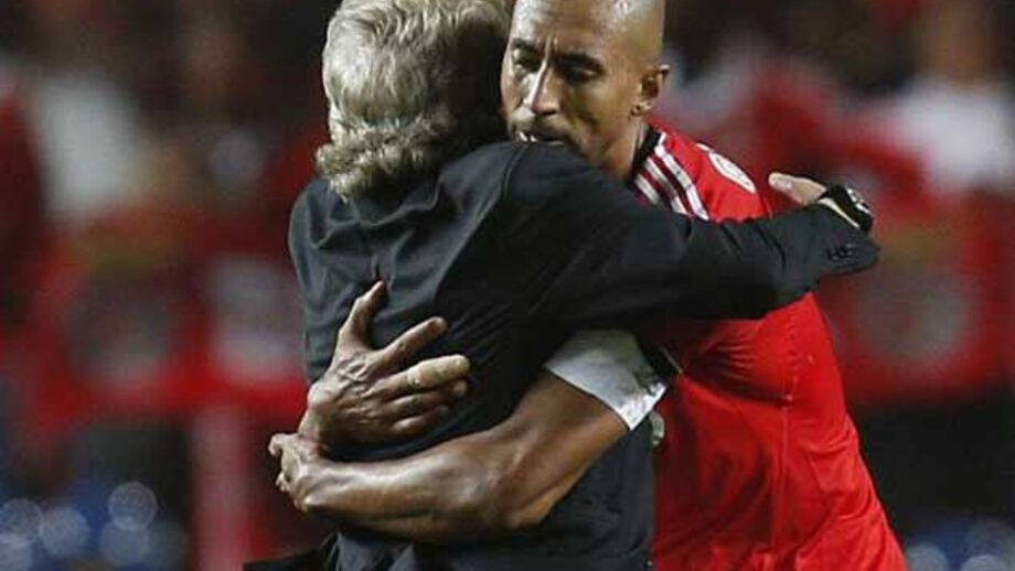 "Comandante" Luisão para o que der e vier