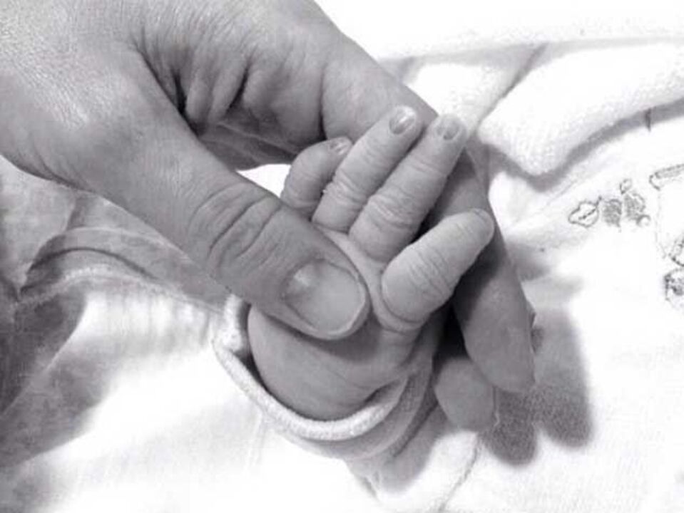 Xabi Alonso já é pai de Emma