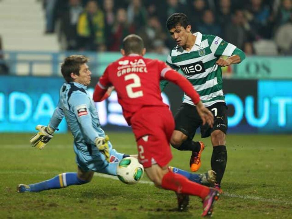 Líder escreve-se com M