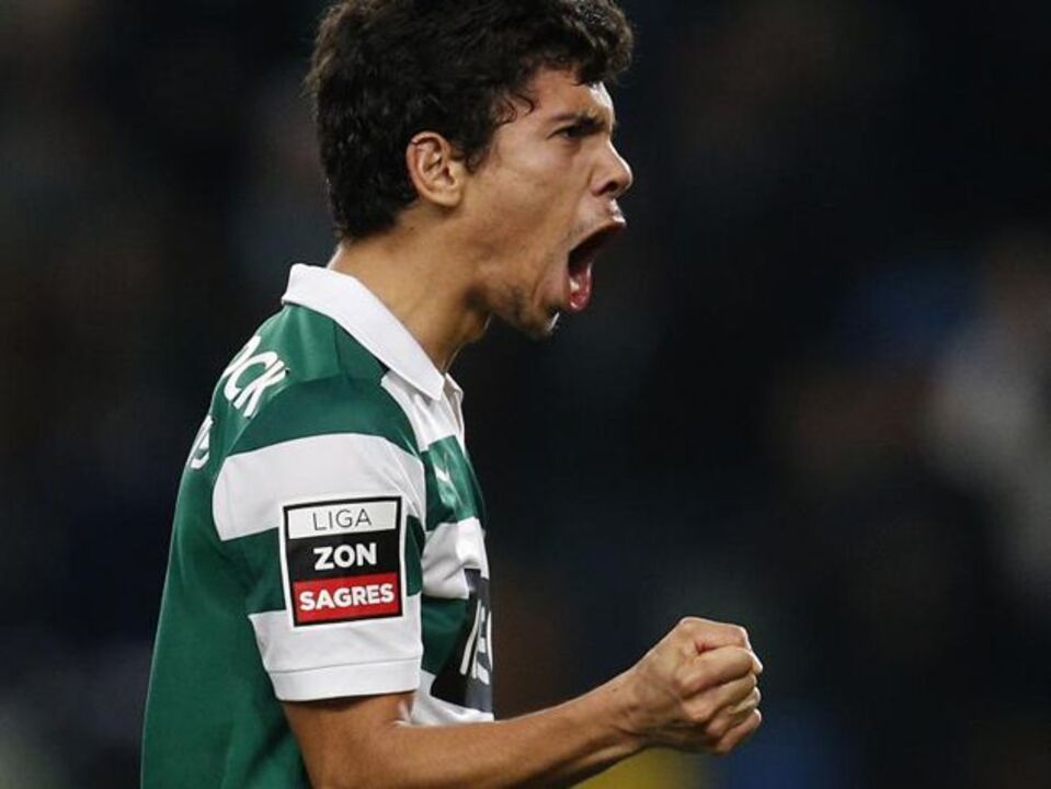 André Martins embala o leão