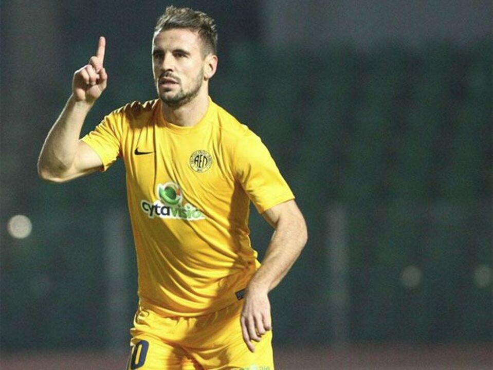 Chipre: Orlando Sá coloca AEL na liderança