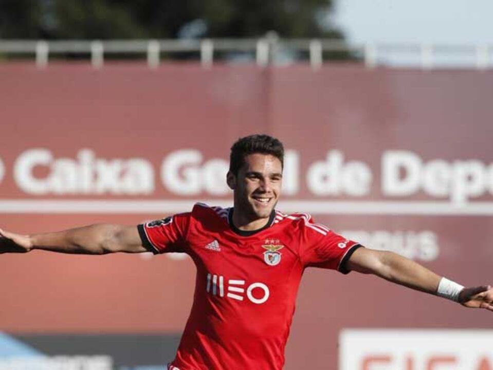 Atlético-Benfica B, 0-1: Lolo decide com o braço