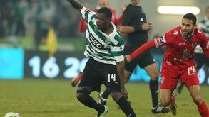 United não larga William Carvalho