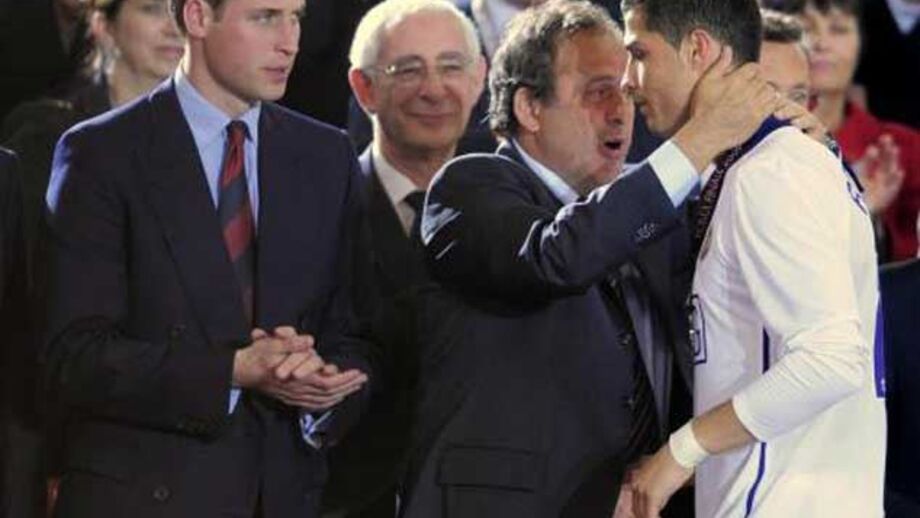 Ronaldo é espinha encravada na garganta de Michel Platini