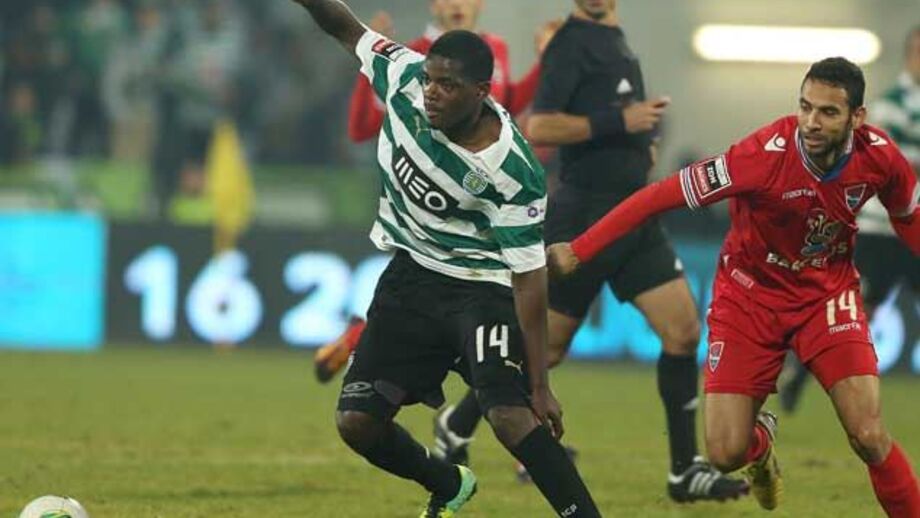 United não larga William Carvalho