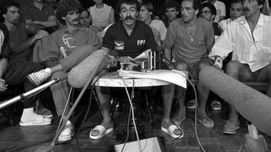 A noite dos elevadores no topo do La Torre