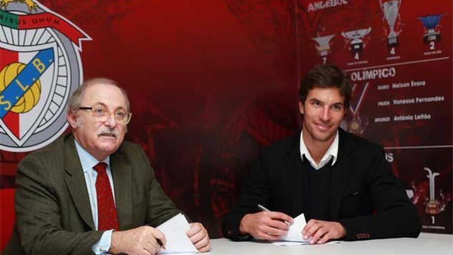 João Pereira renova com o Benfica
