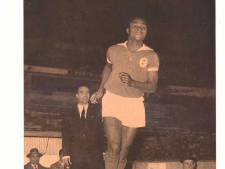 Uma longa viagem da Mafalala ao céu