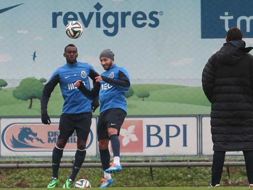 Quaresma já está certificado para a Luz
