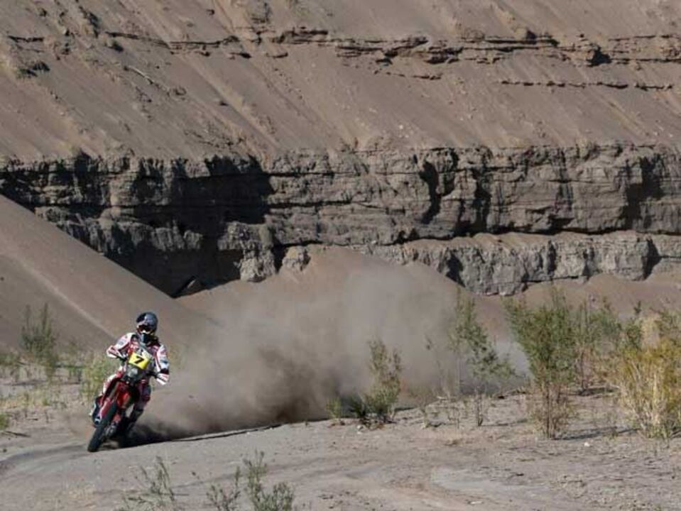 Dakar'2014: Hélder Rodrigues continua a subir
