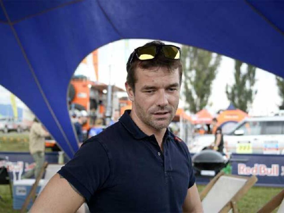 Loeb quer disputar Dakar depois de 2015