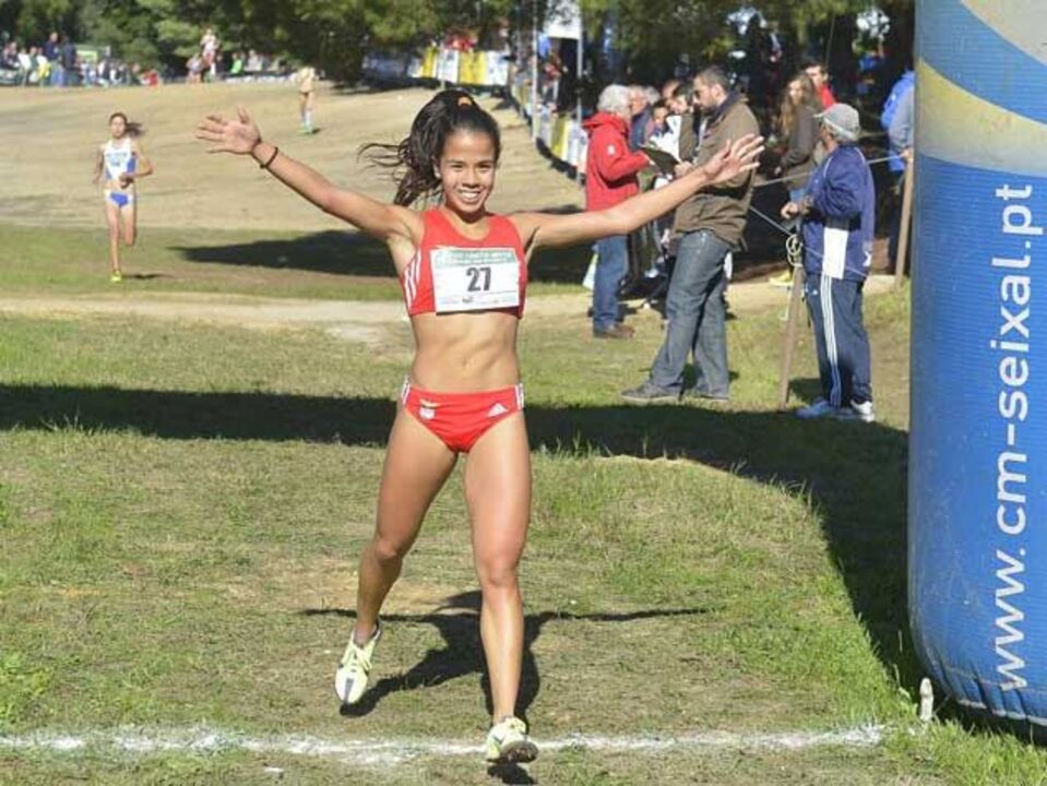 Atletismo: Pai de Marta Pen morreu durante a prova da filha