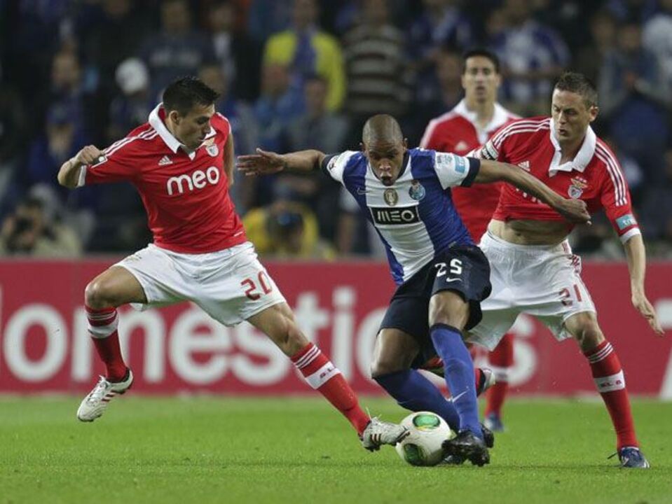 Benfica favorito no clássico com FC Porto