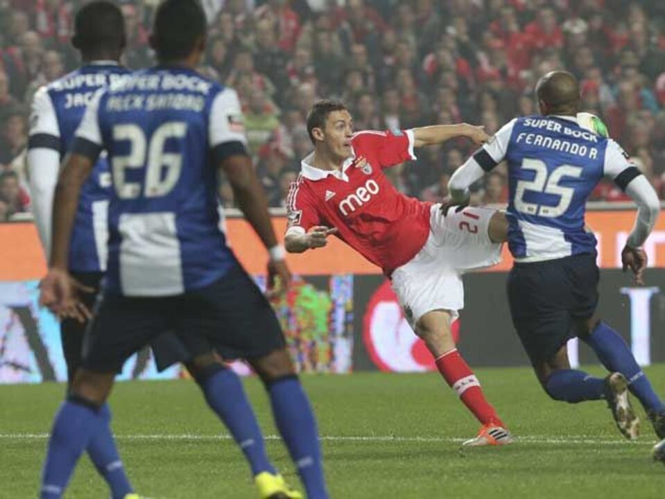 Matic quer prémio Puskas