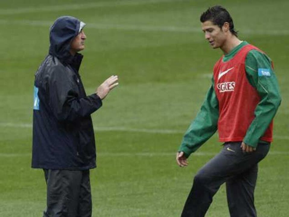 Scolari: «Prémio de Ronaldo é muito justo»