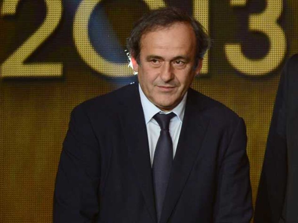 Platini: «Há qualquer coisa que mudou na Bola de Ouro»