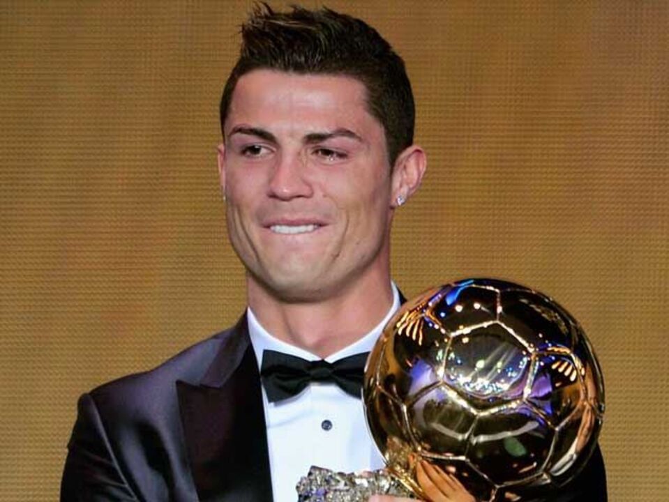 Ronaldo Bola de Ouro procura combater maldição Mundial