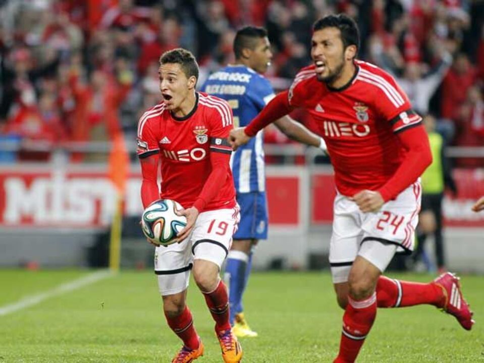 Zenit não convence Garay e Rodrigo