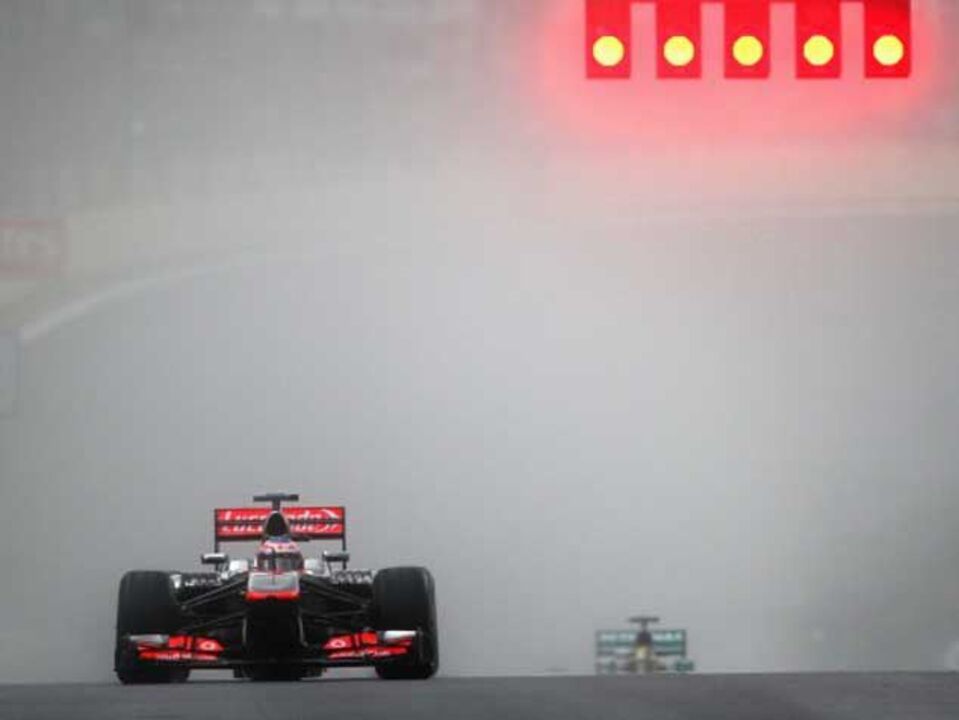 McLaren novo falha testes de colisão