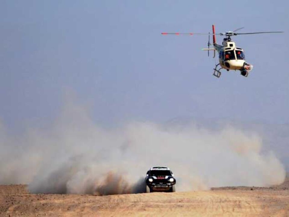 Dakar'2014: Peterhansel "desobedece" à Mini e salta para o topo