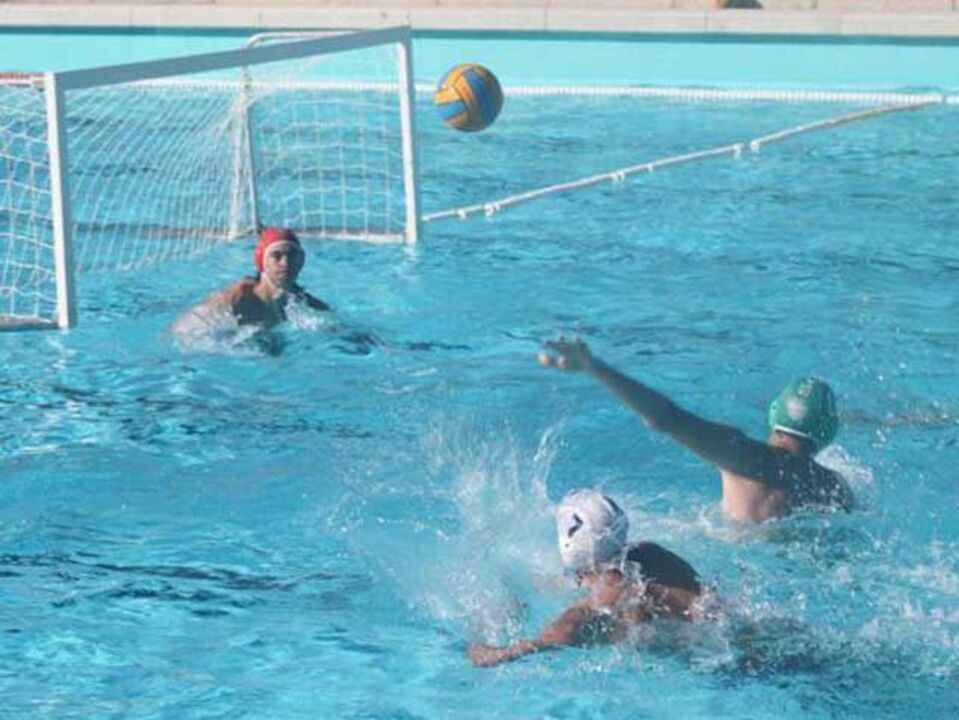 Polo aquático: Seleção feminina perde com a Holanda (2-29)
