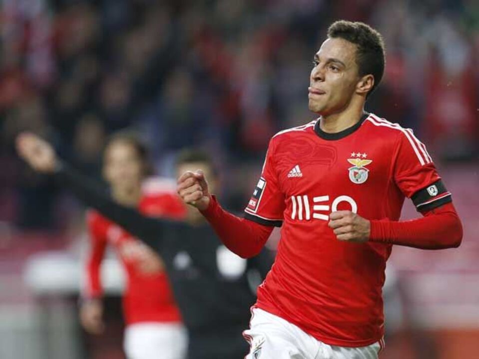 Rodrigo bate à porta de Del Bosque