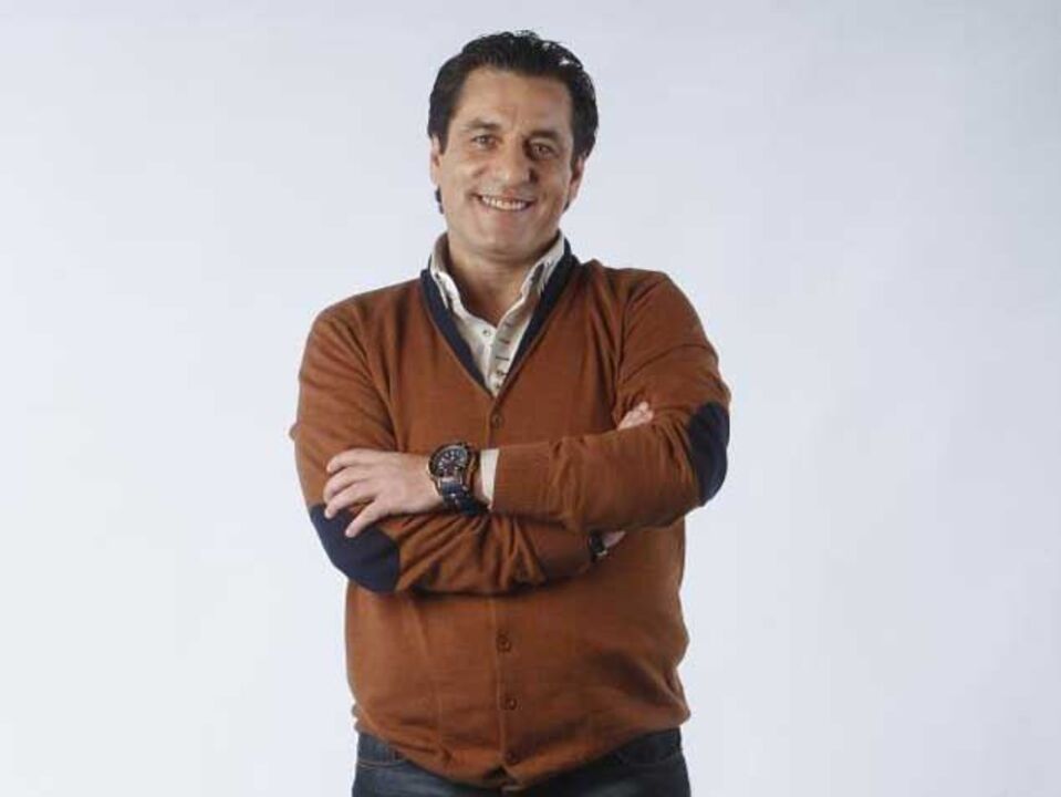 Conheça os segredos de futebol com o Paulo Futre