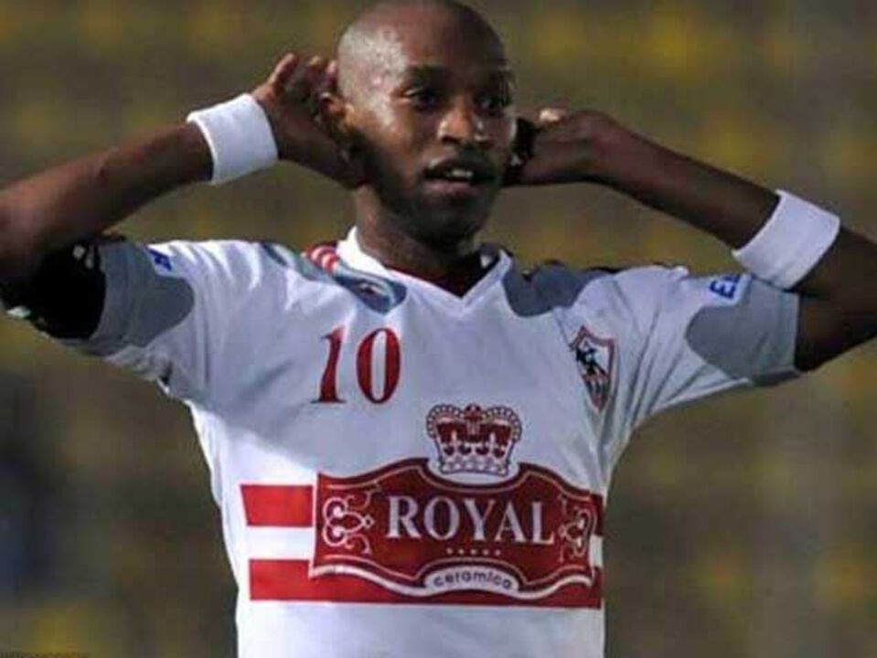 Shikabala falha voo para Lisboa