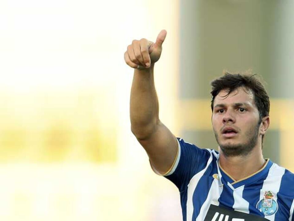 FC Porto cede Kléber 