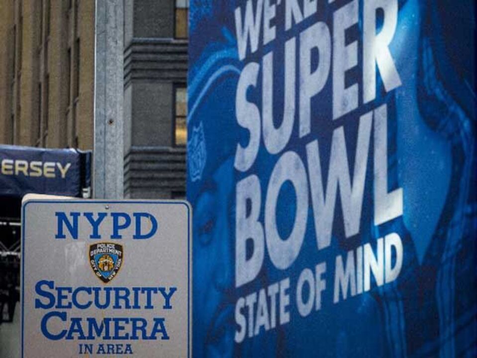 Polícia investiga pó suspeito